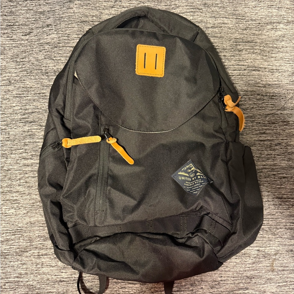 United By Blue 25L Rift Backpack
Black